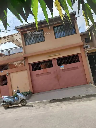 Villa duplex 5 pièces avec 2 indépendances — Riviera Synacassi