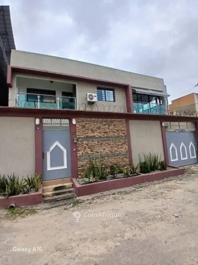 Villa — Bingerville